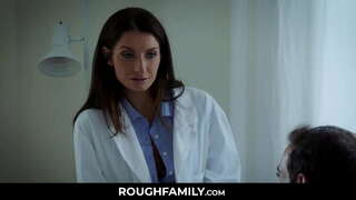 Silvia Salvia Esamina suo Figlio Cazzo Erezione